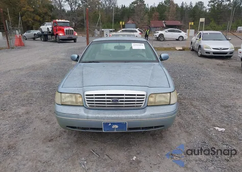 1999 Ford Crown Victoria Lx z USA, uszkodzony, nr VIN 2FAFP74W4XX232681